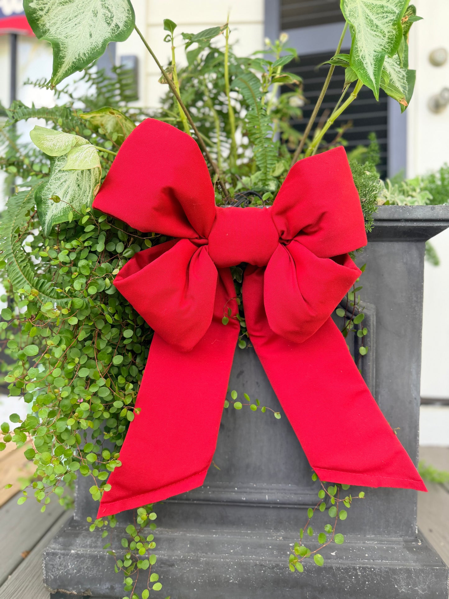 Holiday Heritage 12-Inch Four Loop Red Outdura Bow